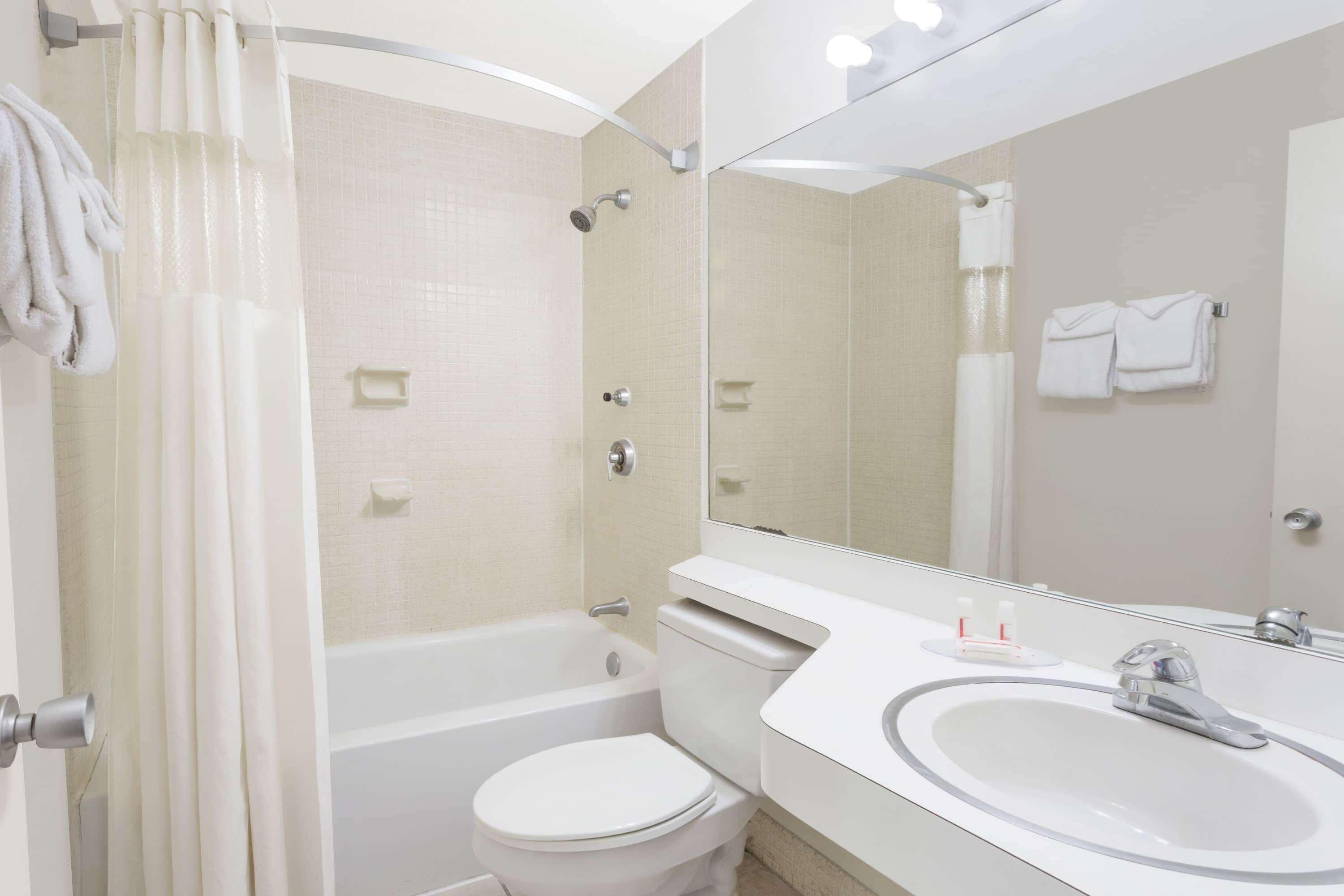Howard Johnson By Wyndham Vero Beach / Downtown Экстерьер фото